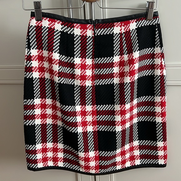 Mini skirt, size S. - Picture 2 of 6